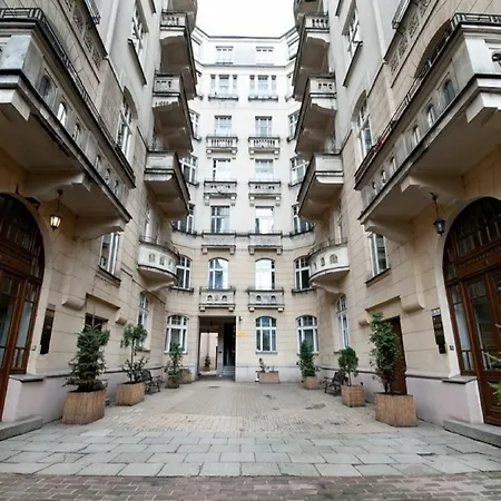 Art Nouveau Centre 2* Warszawa